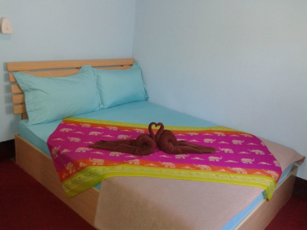 Baan Mook Anda Hostel Koh Lanta Luaran gambar