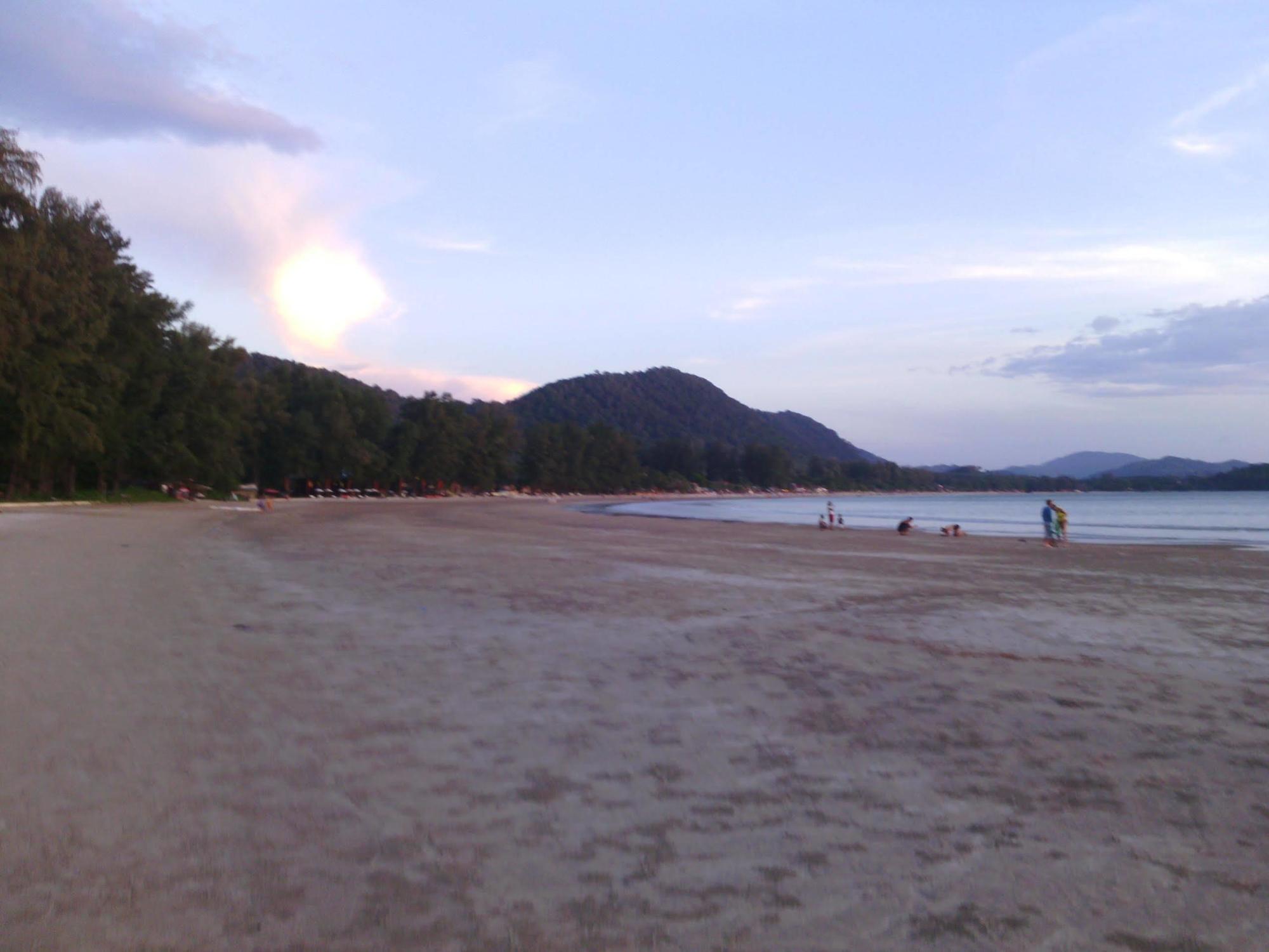 Baan Mook Anda Hostel Koh Lanta Luaran gambar