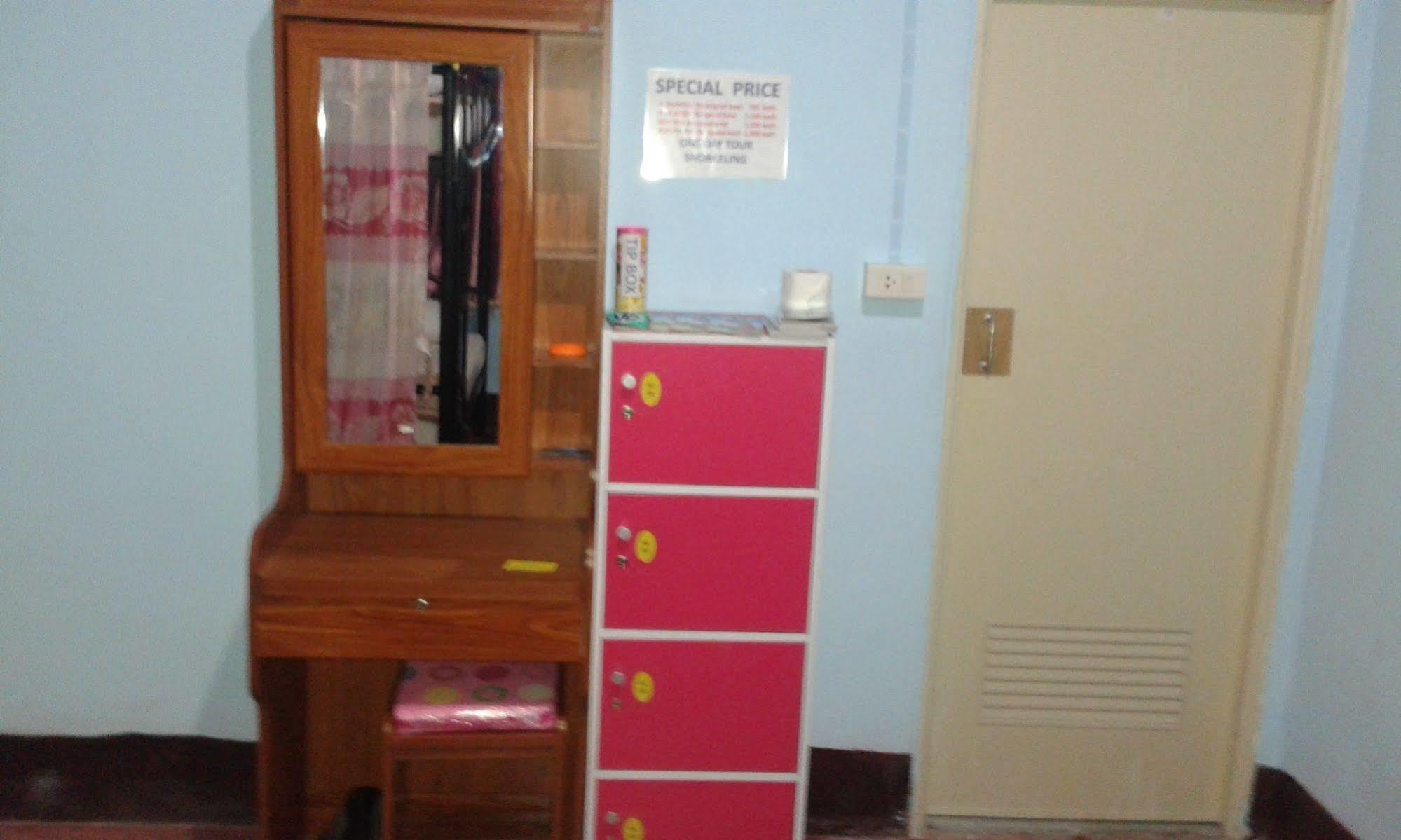 Baan Mook Anda Hostel Koh Lanta Luaran gambar